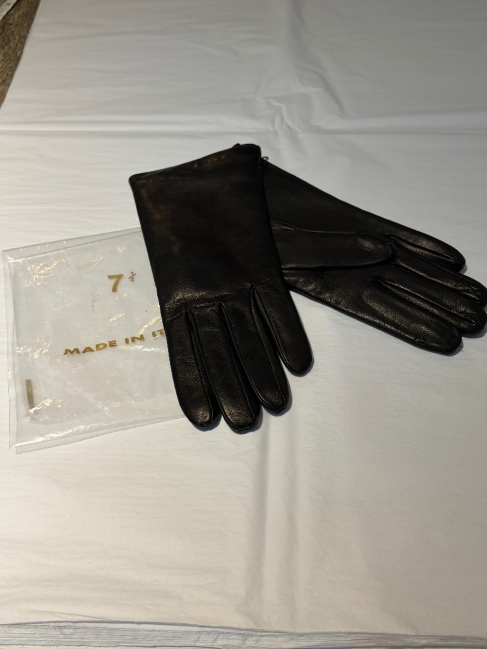 Italian Leather, Cashmere-Lined Gloves, Made in Italy, Size 7.5